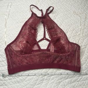 NWT Victoria secret lace bralette